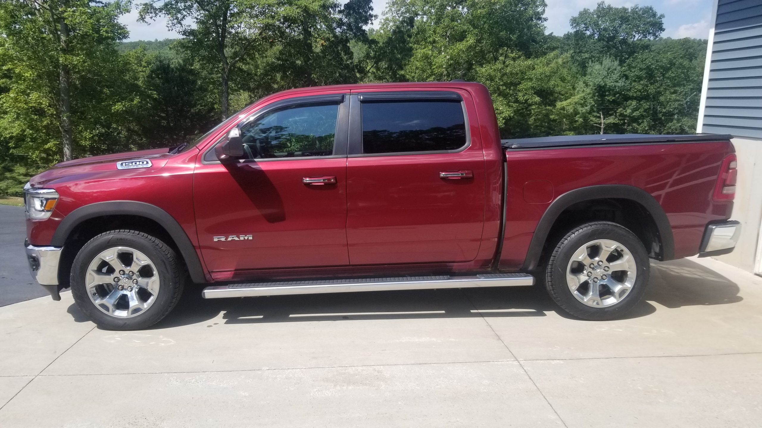 2014 RAM 1500 Express 4x4 Crew Cab's photo