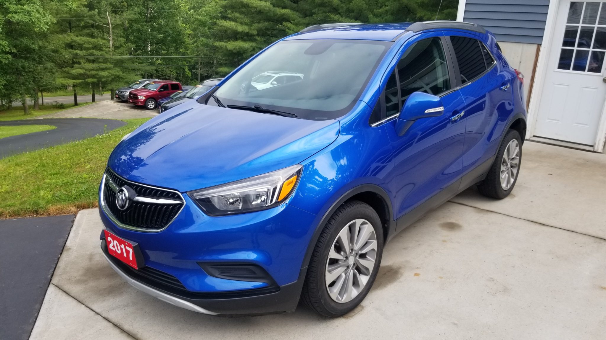 2017 Buick Encore Preferred's photo